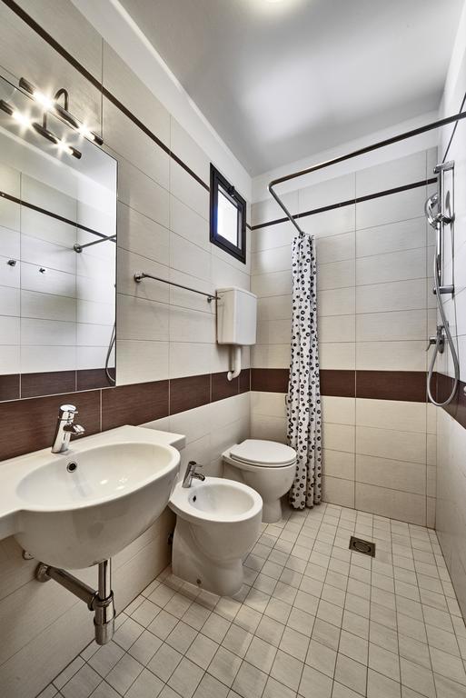 بيبيوني Residence Columbia المظهر الخارجي الصورة
